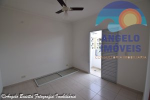 Apartamento á venda no bairro Centro em Peruíbe