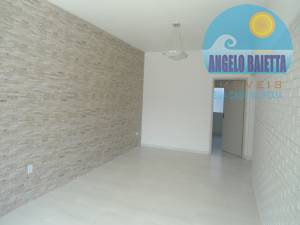 Casa á venda no bairro Arpoador em Peruíbe, á 400 metros da praia