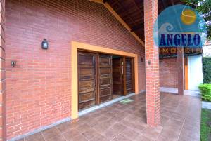 Casa terrea, 3 dormitórios, 2 lotes,  no bairro Arpoador, á 200 metros da praia
