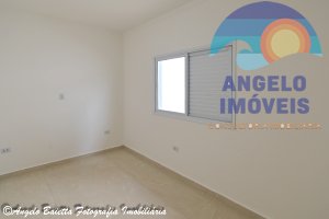 Casa pé na areia a venda no bairro Oásis em Peruíbe
