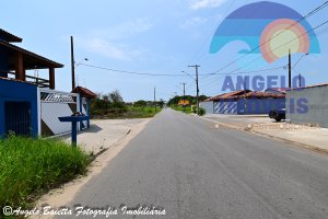 Terreno á venda no bairro São José em Peruíbe
