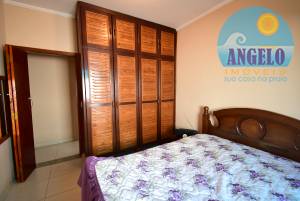 Casa para venda no bairro Continental em Peruíbe, entre 400 e 800 metros da praia