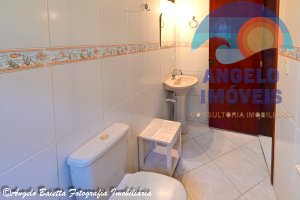 Casa á venda no bairro Cidade Nova Peruíbe em Peruíbe