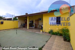 Casa á venda no bairro São José em Peruíbe