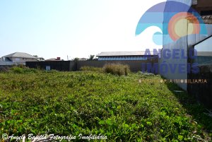 Terreno frente mar á venda no bairro Beira Mar em Peruíbe