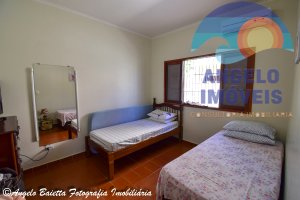 Casa á venda no bairro Stella Maris em Peruíbe