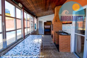 Casa com piscina á venda no bairro Stella Maris em Peruíbe