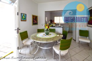 Casa á venda no bairro Icaraiba em Peruíbe