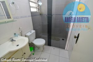 Casa á venda no bairro Icaraiba em Peruíbe