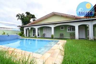 Casa em Peruíbe para venda
