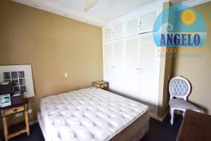 Casa com piscina para venda no bairro Jardim Marcia em Peruibe