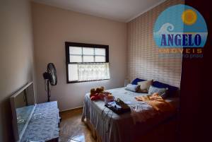 Casa para venda no bairro Tres Marias em Peruibe, até 200 metros da praia