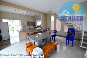 Sobrado Triplex á venda no bairro Oásis em Peruíbe
