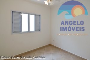 Casa para locação no bairro Centro em Peruíbe