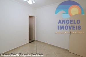 Casa para locação no bairro Centro em Peruíbe