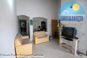 Casa térrea no bairro Arpoador a 750 metros da praia