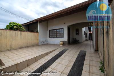 Casa em Peruíbe para venda