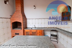 Casa á venda no bairro Tres Maris em Peruíbe