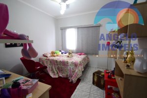 Sobrado com 5 dormitórios á venda no bairro Imperador em Peruíbe