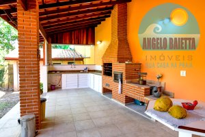 Casa em 2 lotes, 4 dormitórios (sendo 2 suítes), Balneário Stella Maris - Peruíbe.