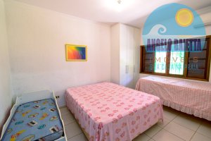 Casa em 2 lotes, 4 dormitórios (sendo 2 suítes), Balneário Stella Maris - Peruíbe.