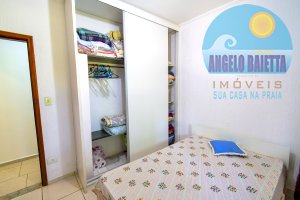 Casa em 2 lotes, 4 dormitórios (sendo 2 suítes), Balneário Stella Maris - Peruíbe.