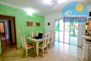 Casa em 2 lotes, 4 dormitórios (sendo 2 suítes), Balneário Stella Maris - Peruíbe.