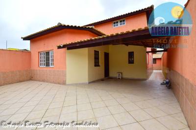 Casa em Peruíbe para venda