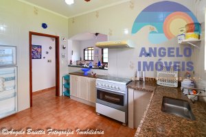 Casa lado praia á venda, 2 lotes, no bairro Oasis em Peruíbe