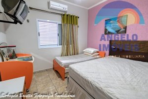 Casa para venda no bairro Tres Marias, entre 400 e 800 metros da praia