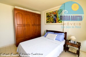 Apartamento frente mar á venda no bairro Centro em Peruíbe