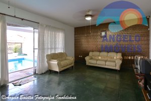 Casa lado praia á venda no bairro Cidade Nova Peruíbe em Peruíbe