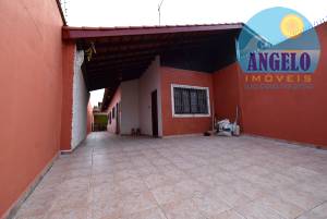 Casa com 2 dormitorios á 200 metros da praia