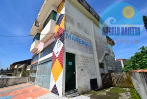 Apartarmento lado praia á venda no bairro São José em Peruíbe