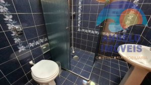 Casa com piscina á venda no bairro Oásis em Peruíbe