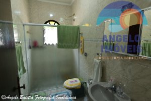 Casa á venda no bairro Florida em Peruíbe