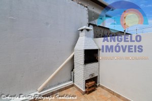 Casa á venda no bairro Florida em Peruíbe
