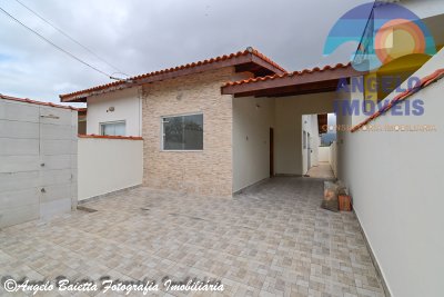 Casa em Peruíbe para venda