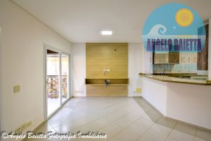 Sobrado á venda no condomínio Villaggio Terrazza em Peruíbe, frente ao mar