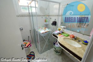 Casa á venda no bairro Park Daville em Peruíbe
