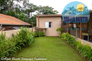 Casa á venda no bairro Centro em Peruíbe