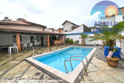Casa em Peruíbe para venda