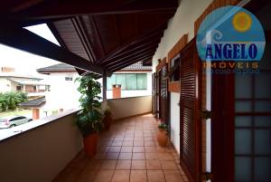 Sobrado no condominio Bougainvillée I para temporada em Peruíbe