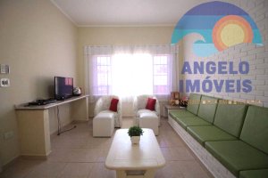 Casa lado praia á venda no bairro Imperador em Peruíbe
