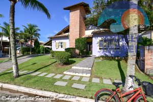 Casa á venda no condomínio Bougainvillée I em Peruíbe