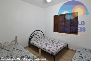 Casa com 3 dormitórios á venda no bairro Cidade Nova Peruíbe em Peruibe