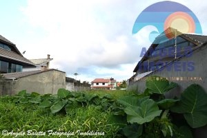 Terreno lado praia á venda no bairro Tres Marias em Peruíbe