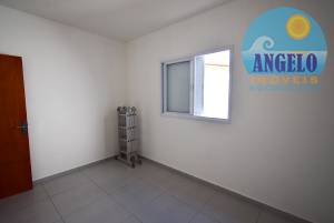 Casa térrea, 2 dormitorios, closet, no bairro Jardim Peruibe