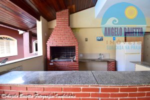Sobrado com piscina, 7 dormitórios á venda no bairro Imperador em Peruíbe