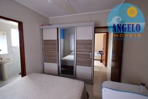 Apartamento com piscina, 2 dormitorios em Peruibe, entre 400 e 800 metros da praia
